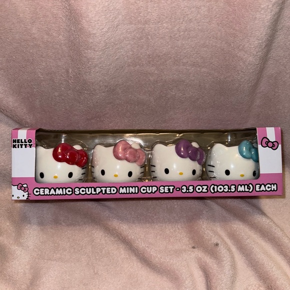 Hello Kitty Other - HELLO KITTY CERAMIC MINI MUG SET